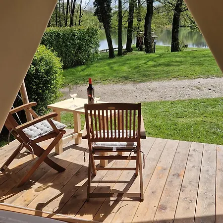 Safarizelt Ljubljana * Belau